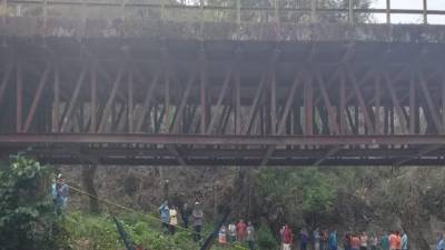 La víctima mortal vestía una camisa y una calsoneta, su cuerpo quedó totalmente ensangrentado sobre la hamaca.