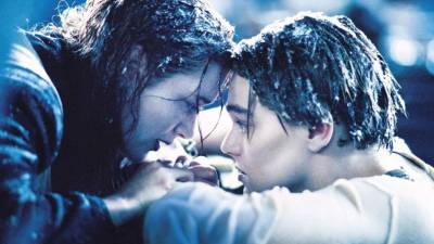 Kate Winslet y Leonado DiCaprio en 'Titanic'.