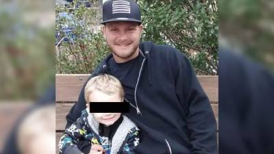 White sufrió el golpe de una pieda de unas 6 libras cuando iba en un auto a 70 mph.