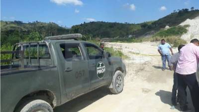 Escena del crimen en la que dos jóvenes fueron hallados muertos.