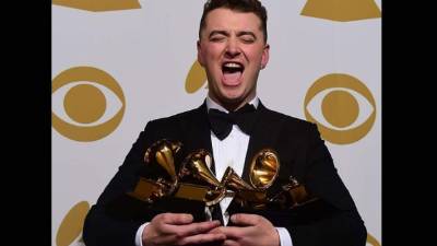 El británico Sam Smith se alzó este domingo en Los Ángeles con el Grammy a Grabación del Año por 'Stay With Me', una canción que le ha consagrado como la nueva estrella de la industria musical.