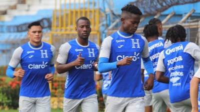 El combinado catracho comenzó sus trabajos de preparación. Foto Fenafuth.