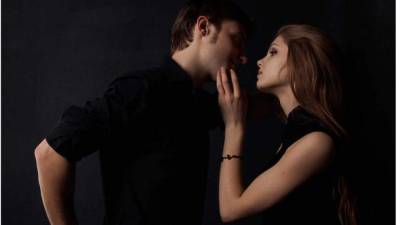 Los celos normalmente provienen de la percepción de una amenaza para la relación.Un buen tip es intentar averiguar si esta amenaza es real o imaginaria.