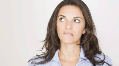 '¿Sólo le da sentido a tu vida cuidar de un bebé?, ¿o no sabes cómo enfrentar esta etapa de la vida de tus hijos?', le cuestiona la Tía Remedios.