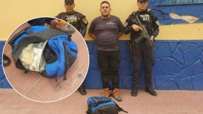 El salvadoreño cargaba el dinero en una mochila.