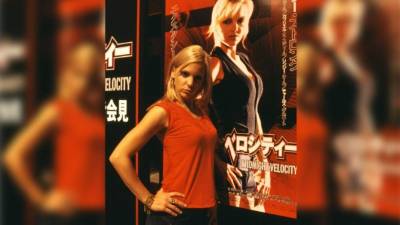 Faris creció con su hermano mayor en Edmonds, Maryland. Sus Padres eran profesores.