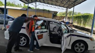 Cada vehículo es minuciosamente inspeccionado y su conductor capacitado para evitar el contagio de coronavirus.