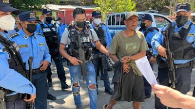 Las autoridades policiales no develaron la identidad dle pandillero detenido.