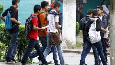 Por múltiples factores, los menores de edad en Honduras tienen más complicaciones para estudiar.