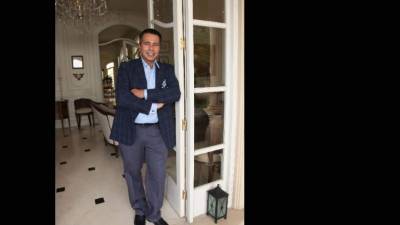 Simón Kafie, todo un caballero y filántropo, recibió a muchas amigas y capitalinas en su hogar en la montaña de El Hatillo.