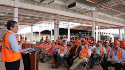 El presidente Juan Orlando Hernández dijo que es importante ofrecer posibilidades de hacer turismo a los extranjeros.