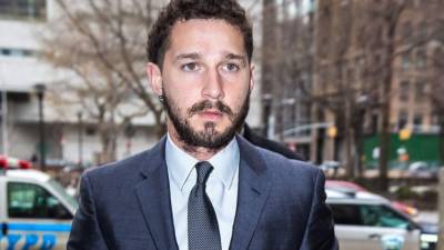 En abril, la revista “Variety” informó que la película “Man Down”, protagonizada por Shia, solo había vendido una entrada. Muchos atribuyen el fracaso de la cinta a la conducta polémica del actor. Hace dos meses lo expulsaron de un restaurante en California tras discutir fuertemente con uno de los trabajadores que aparentemente se había negado a servirle la comida.