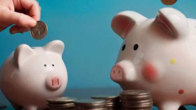 El ahorro es importante para mantener una economía estable en el hogar.