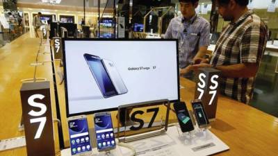 Samsung, Huawei y Oppo han ganado participación en el mercado global de teléfonos inteligentes a expensas de Apple.