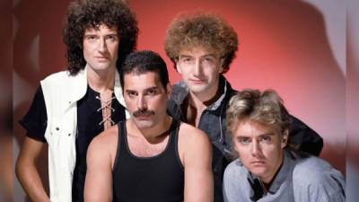 (I-D) Brian May, Freddie Mercury, John Deacon y Roger Taylor.