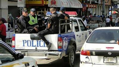 La presencia de patrullas policiales ha dado mayor tranquilidad a dueños de negocios en el centro de El Progreso.