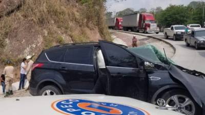 Los jóvenes se conducían en una camioneta Ford Escape.