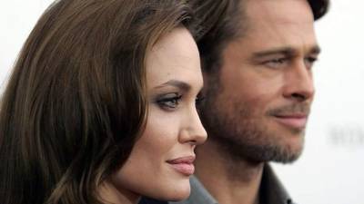 Angelina Jolie y Brad Pitt recurrieron a un tatuaje 'encantado' para sellar su amor.