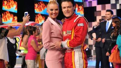 Marjorie de Sousa y Pedro Fernández.