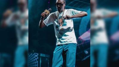 Snoop promociona su gira “High Road Tour”.