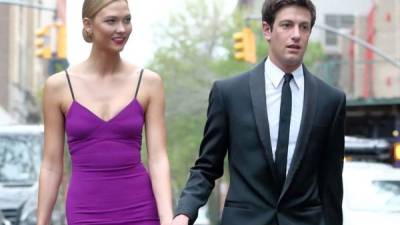 Karlie Kloss y Joshua Kushner.