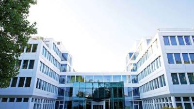 Glencore, con sede en Baar, Suiza, perdió cerca de la mitad de su valor este año.