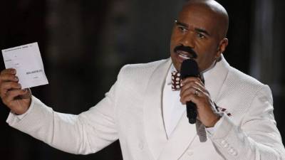El presentador Steve Harvey no ha hablado con Miss Colombia.
