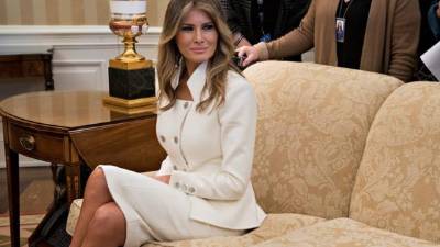 La primera dama comparte la lectura de su libro favorito en un hospital de Nueva York. EFE/Archivo