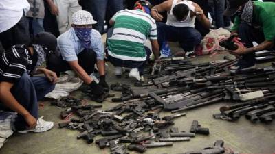 Las maras, organizaciones que brindan 'identidad y estatus a jóvenes que se sienten fuera de lugar en sus propias sociedades. Foto: EFE/Archivo