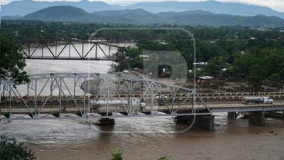 En vigilancia de mantiene el caudal del río Chamelecón producto de las lluvias producidas por Eta.