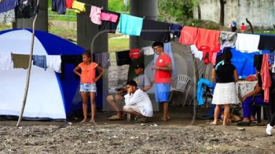 Un abanico de incertidumbre prima en damnificados de Eta y Iota en Honduras. Foto La Prensa