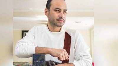 Carlos Campos ha hecho realidad muchos de sus sueños, principalmente el perfume que dedica a su hermano Orlando.