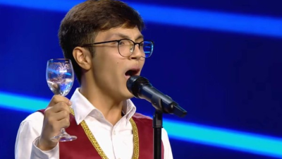 El hondureño Dennis Manzanares es originario de San Pedro Sula, Cortés.