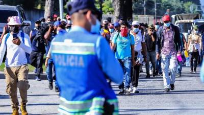 Los migrantes fueron discultos a su llegada al punto fronterizo con Guatemala.