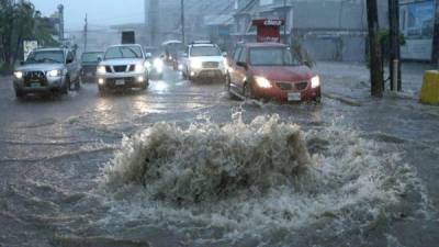 Las condiciones se lluvia se seguirán presentando en las próximas horas en distintos puntos del país. Imagen referencial