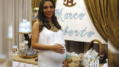 Licy Rubí de Gámez.