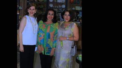 Marlen Chahín, Carolina Canahuati y Sonia Kafati compartieron en una de las dos tardes de mayo.