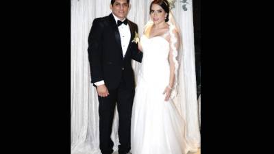 Dave Mena y Kristel Rivera.