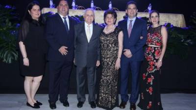 María Antonia, Martín, Antonio, Nelly, Gabriel y Gehad Saybe.