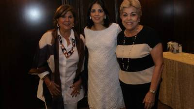 Cynthia Nasser, Mireya Nasser de Rock y Lilian Rock.