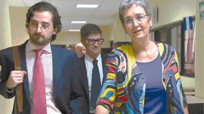 La vicepresidenta del Parlamento Europeo, Ulrike Lunacek, concluyó su visita a Honduras.