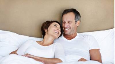 Compartir actos eróticos con la pareja ayuda a que la enfermedad sea más llevadera porque el bienestar emocional se construye de experiencias placenteras.