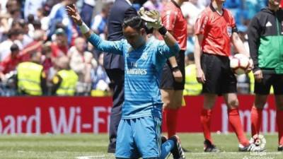 El portero Keylor Navad disputó su último partido como jugador del Real Madrid en la derrota de 0-2 ante Real Betis por la última jornada de la Liga de España. Tras despedirse del madridismo, la prensa mundial se ha referido al adiós del guardameta centroamericano.