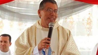Padre German Flores, párroco de la catedral de Danlí.