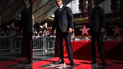 Dwayne Johnson, intérprete de “Rápido y furioso” y “Jumanji”, recibió la estrella número 2,624.