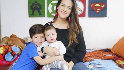 'Ser espectador de sus ocurrencias y travesuras ingeniosas llenan tus días de risas. Y te garantizan muchos tiernos abrazos', comenta Mónica de Ponce.