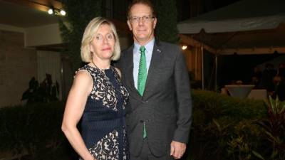 Los esposos Kristin y James Nealon ya establecieron su residencia en Washington.