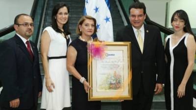 Jorge Perdomo, Ana Cálix, Margarita Ruiz de Kattán, Ramón Fuentes e Irma Valenzuela.