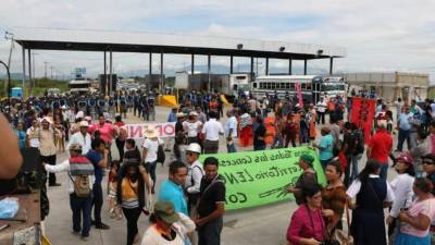Muchos de los manifestantes coinciden en que no permitirán el cobro del peaje.