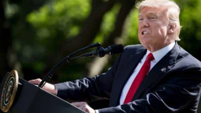 Trump enfrenta un nuevo escándalo en la Casa Blanca tras las declaraciones de Comey. AFP.